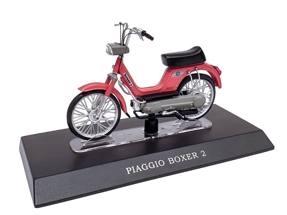 MALAGUTI DRIBBLING 1:18 scale motorcycle model 
