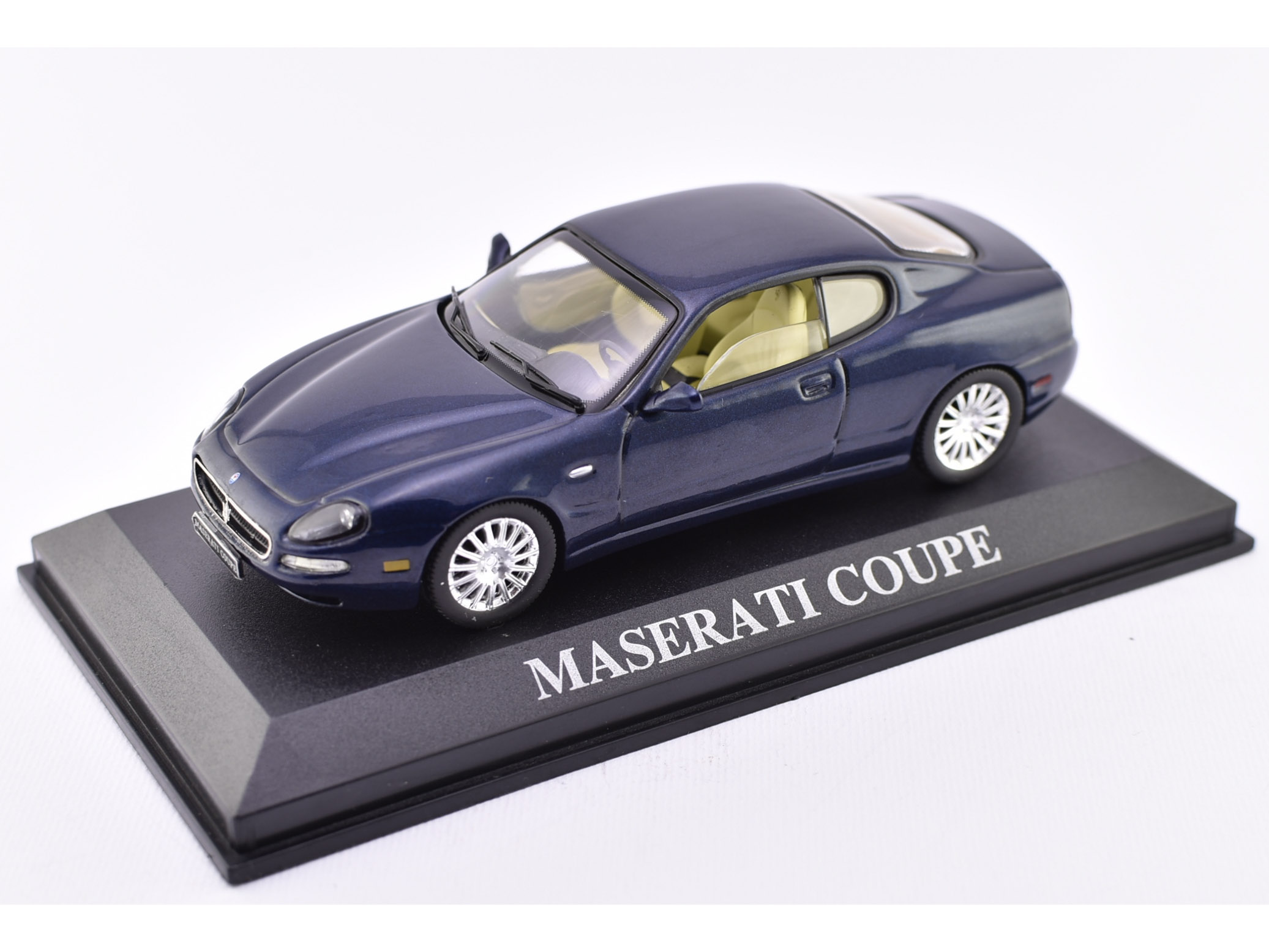 Maserati Coupe 2002